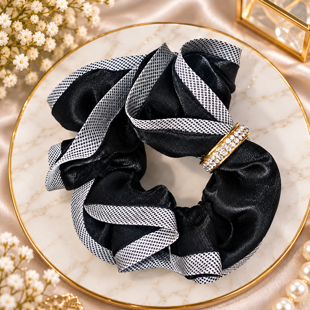 Small Black White Lagan Scrunchie