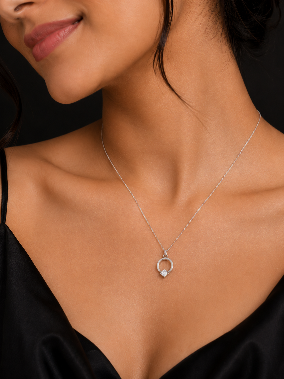 Elegant Silver Short Necklace with Ring & Crystal Pendant