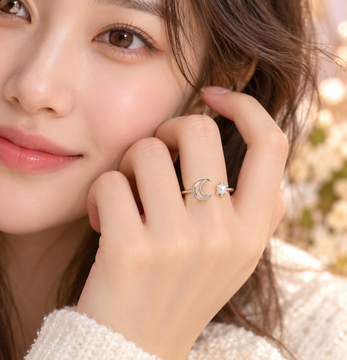 Silver Crescent Moon Birthstone Pearl Ring 🤍