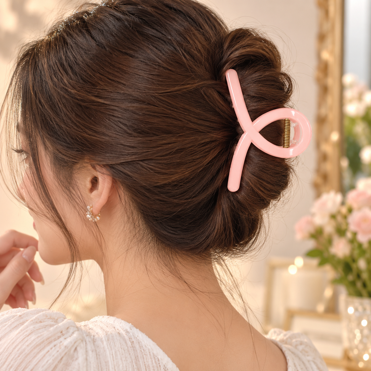Pink Stylish Loop Hair Clutcher