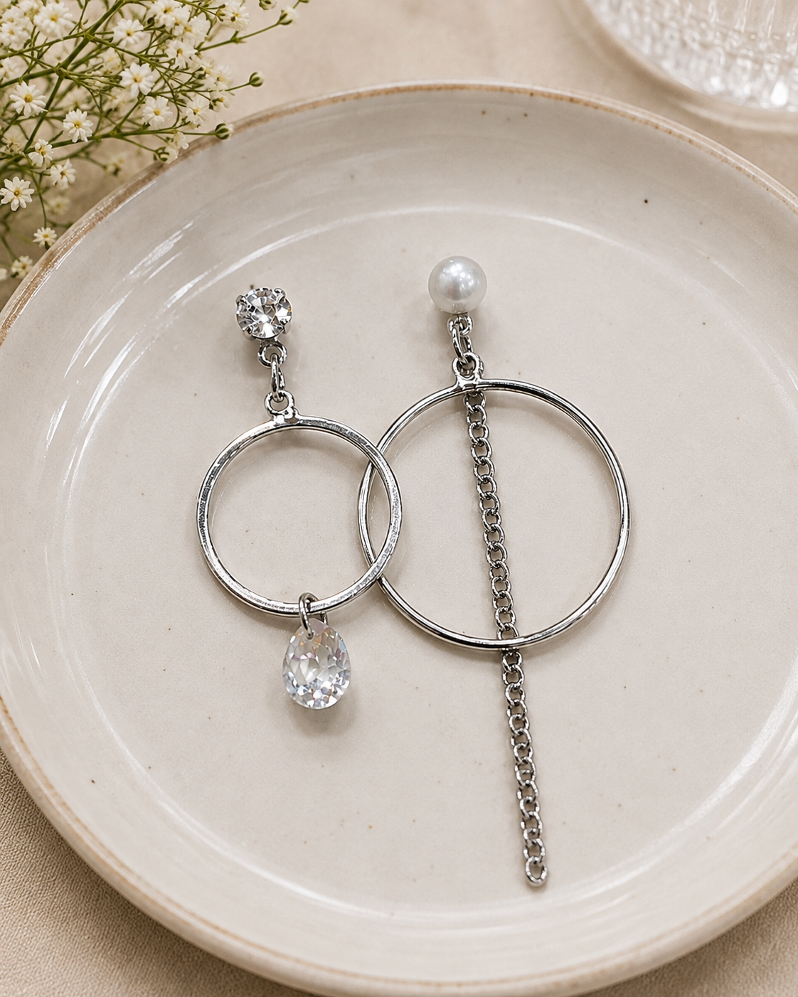 Mismatched Circle Drop Earrings
