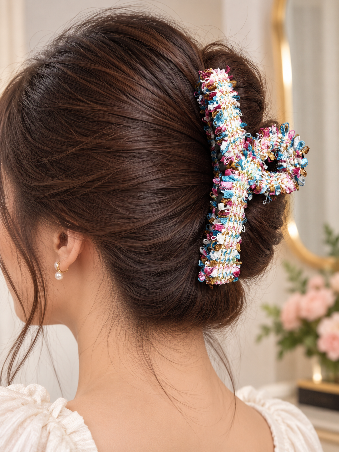 Multicolor Tweed Hair Clutcher