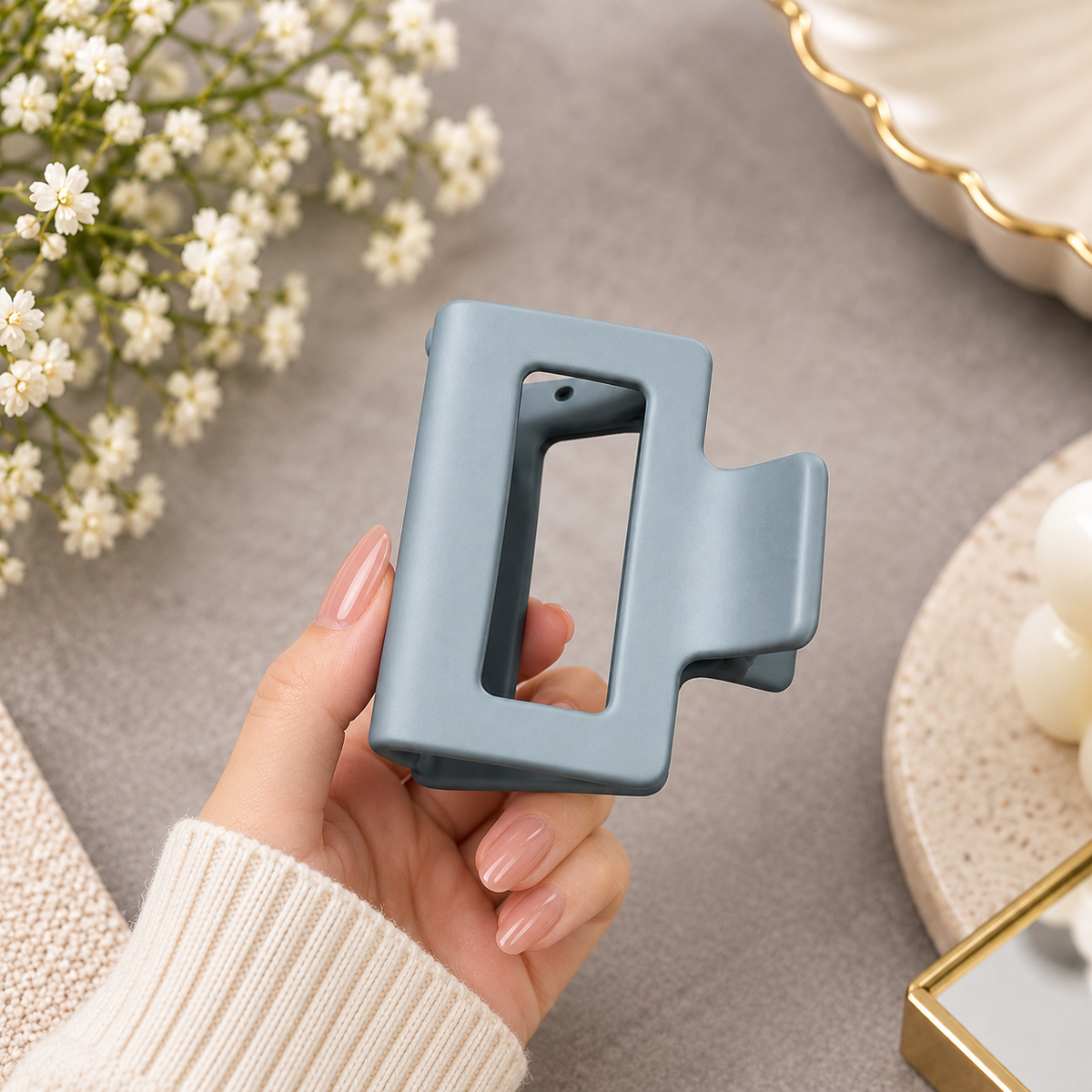 Grey Rectangle Hair Clutcher