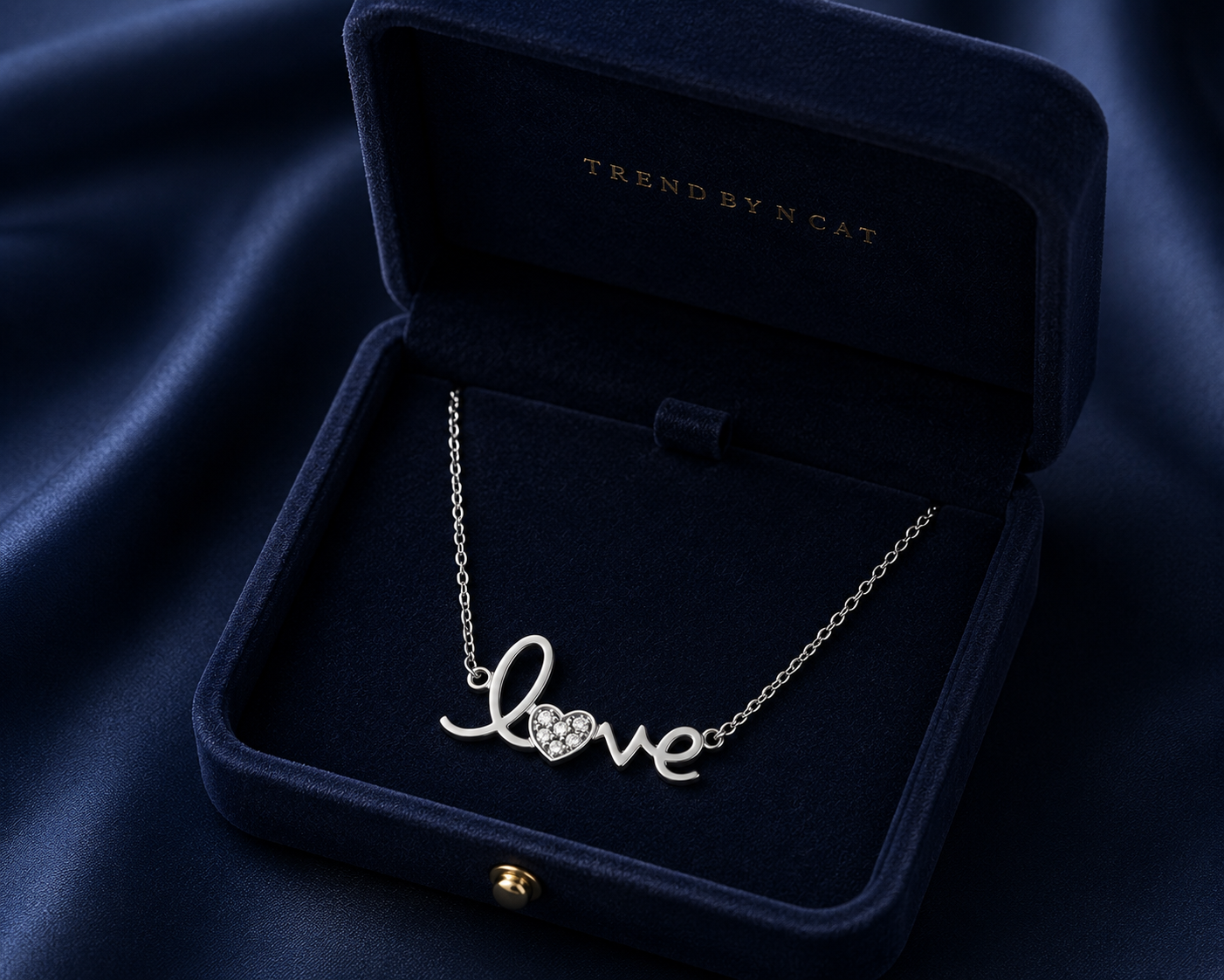 Elegant Silver Short Necklace with Love Heart Pendant