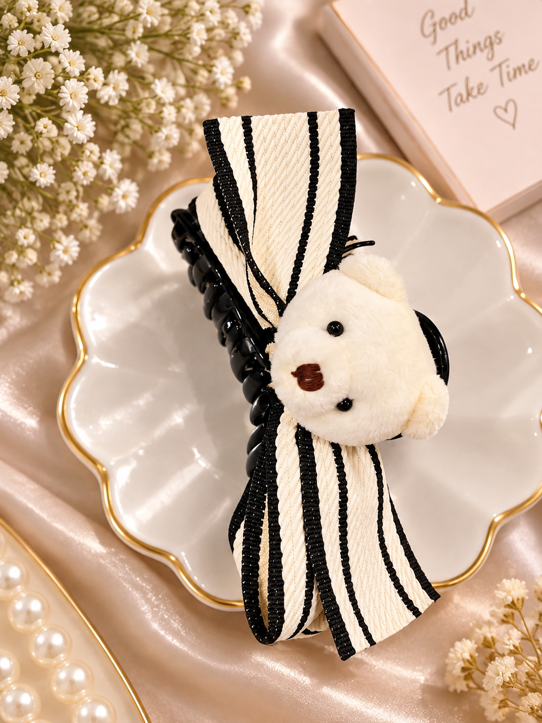 Teddy Bow Hair Clutcher