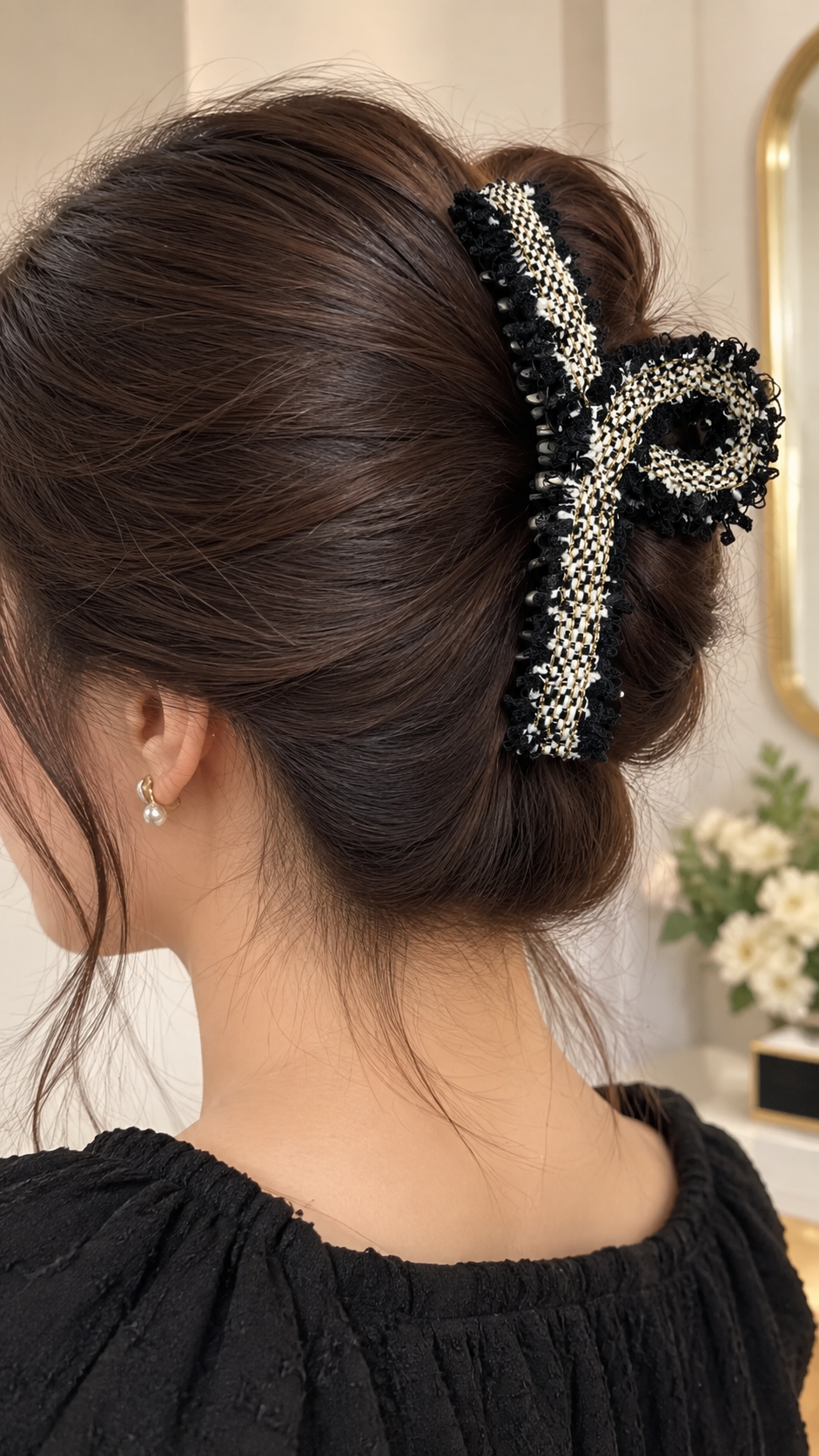 Black White Tweed Hair Clutcher