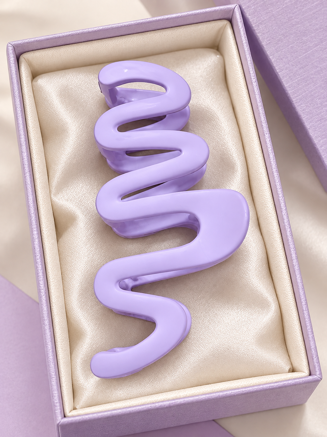 Lavender Hair Claw Clip