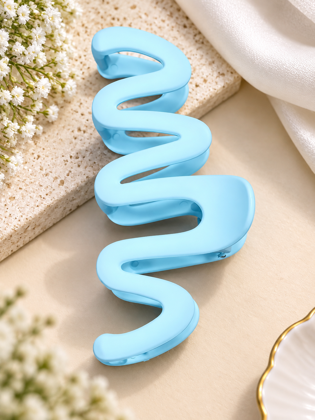 Blue Wave Hair Clutcher