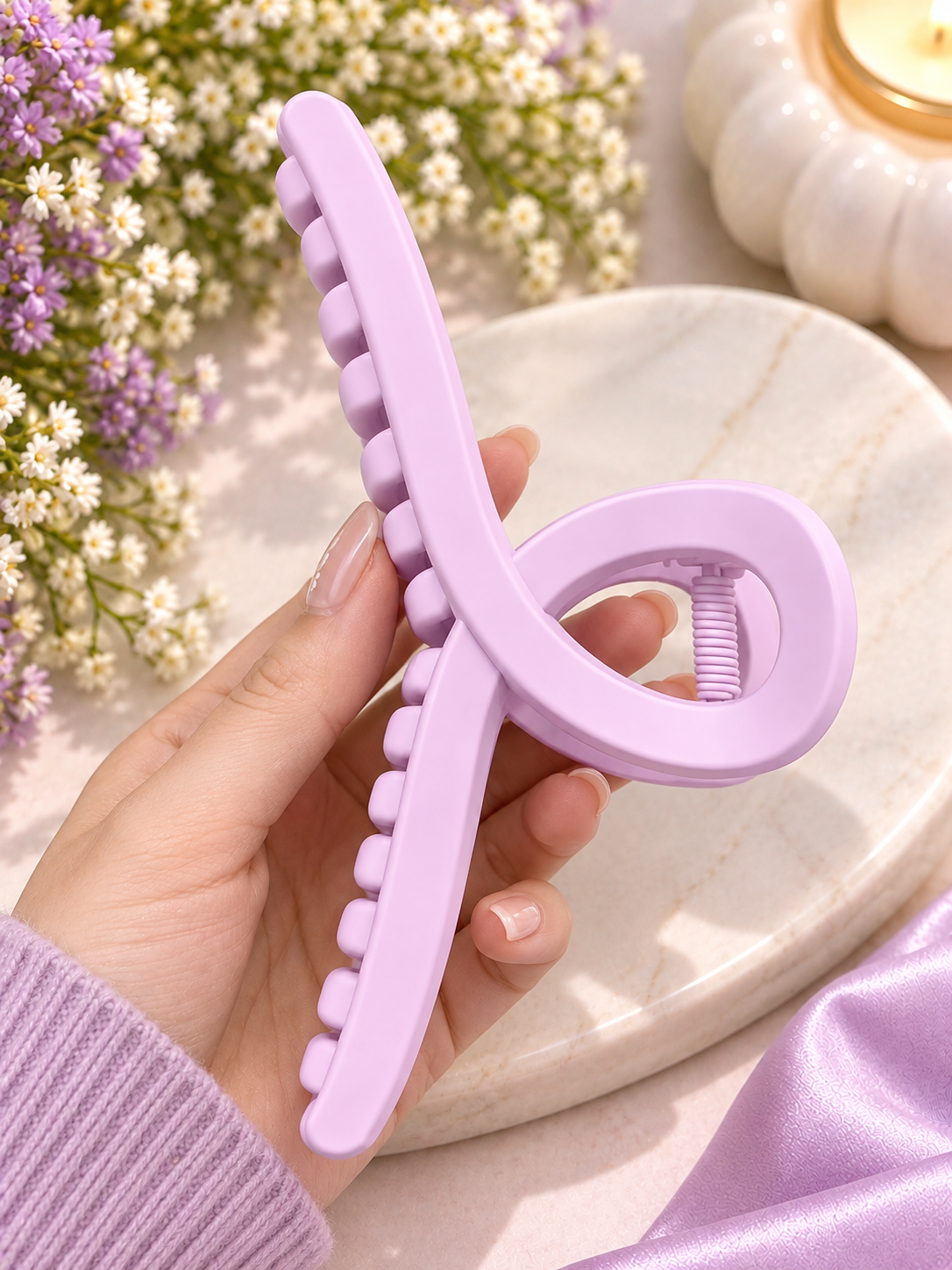 Lavender Hair Claw Clip