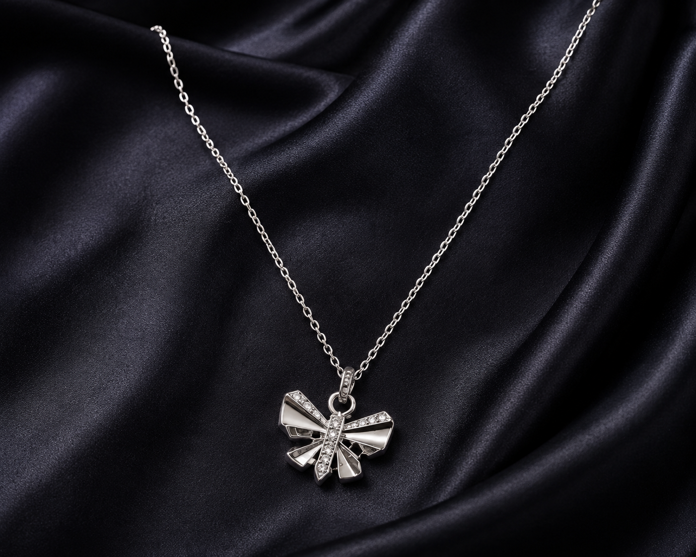 Silver-Tone Crystal Bow Pendant Short Necklace