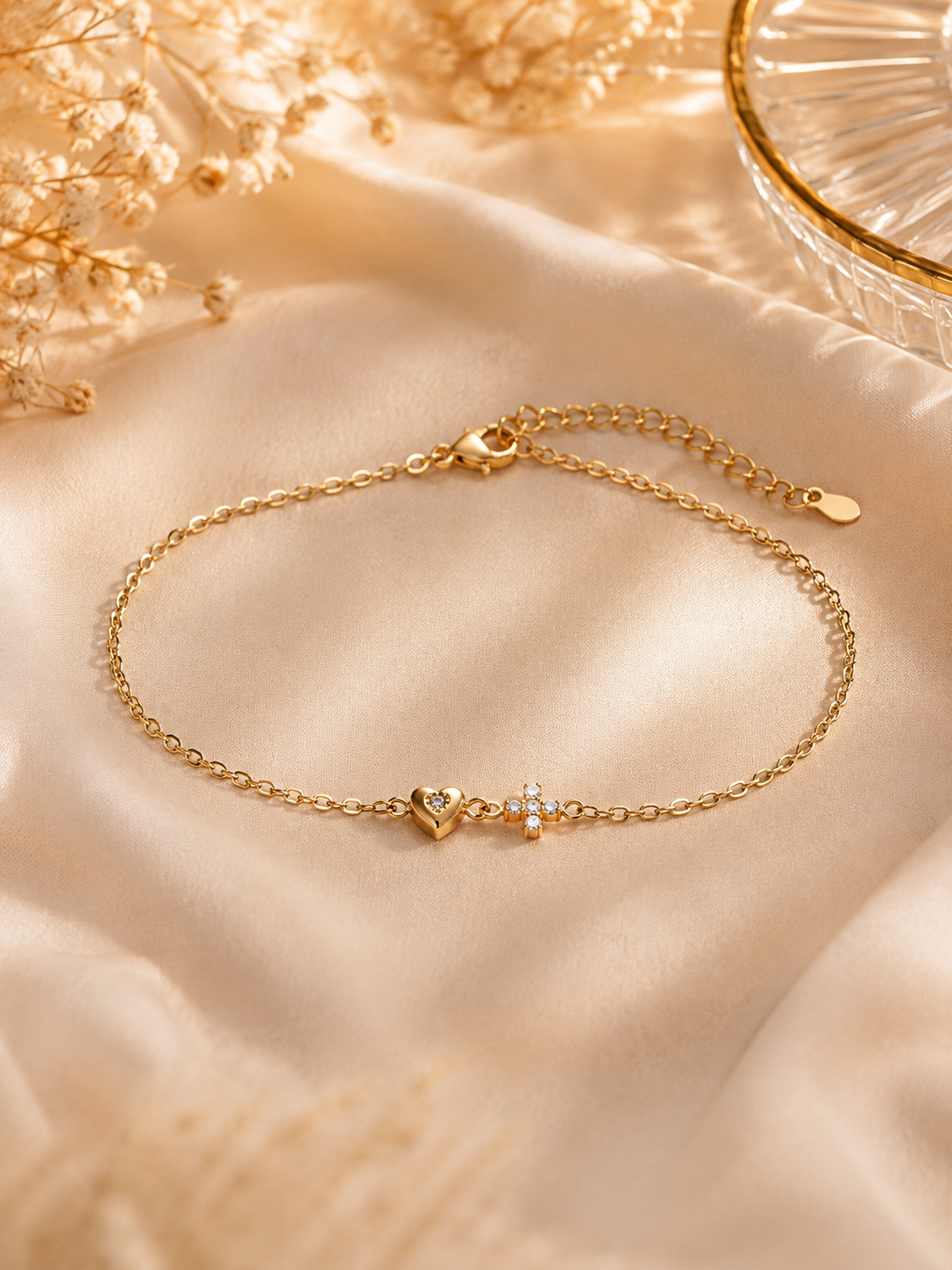 Elegant Gold Heart & Crystal Charm Anklet