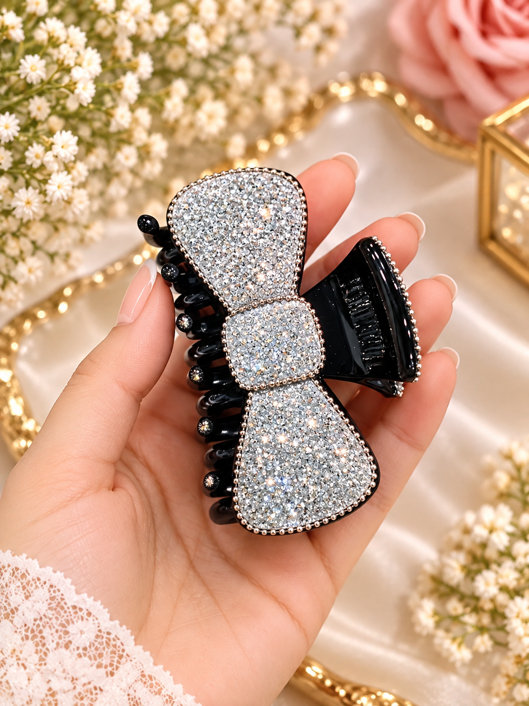 lack Silver Glitter Bow Hair Clutcher