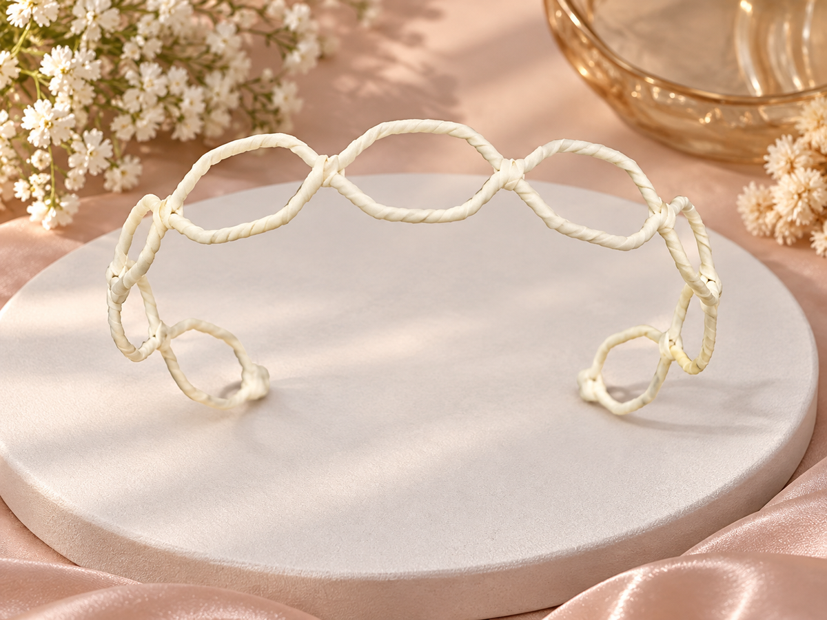 White Loop Design Hair Band