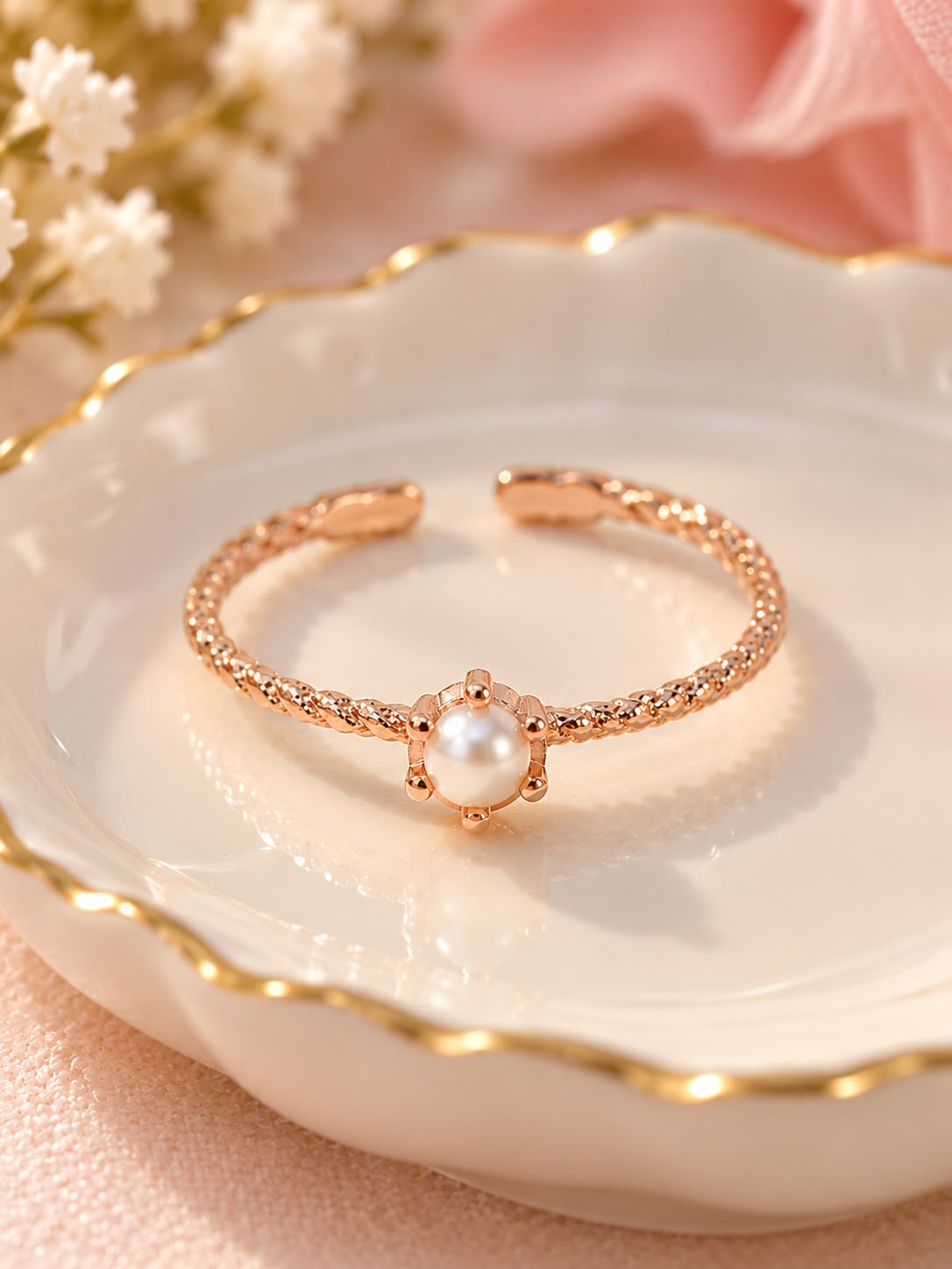 Rose Gold Pearl Twist Ring