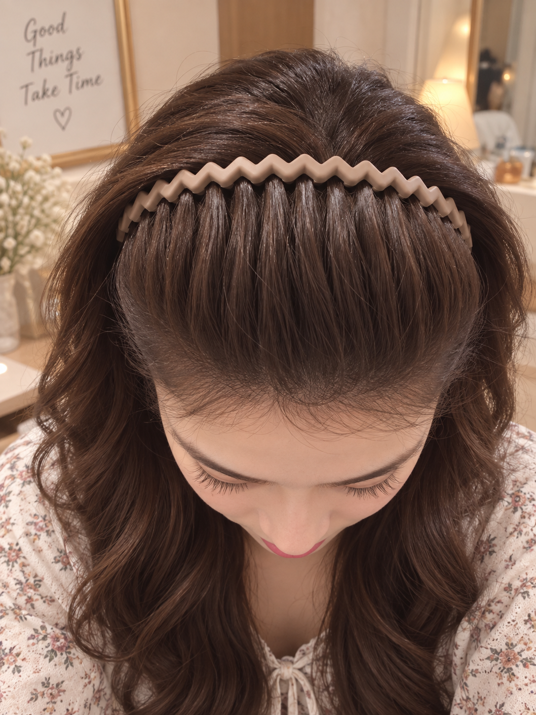 Beige Zigzag Hair Band