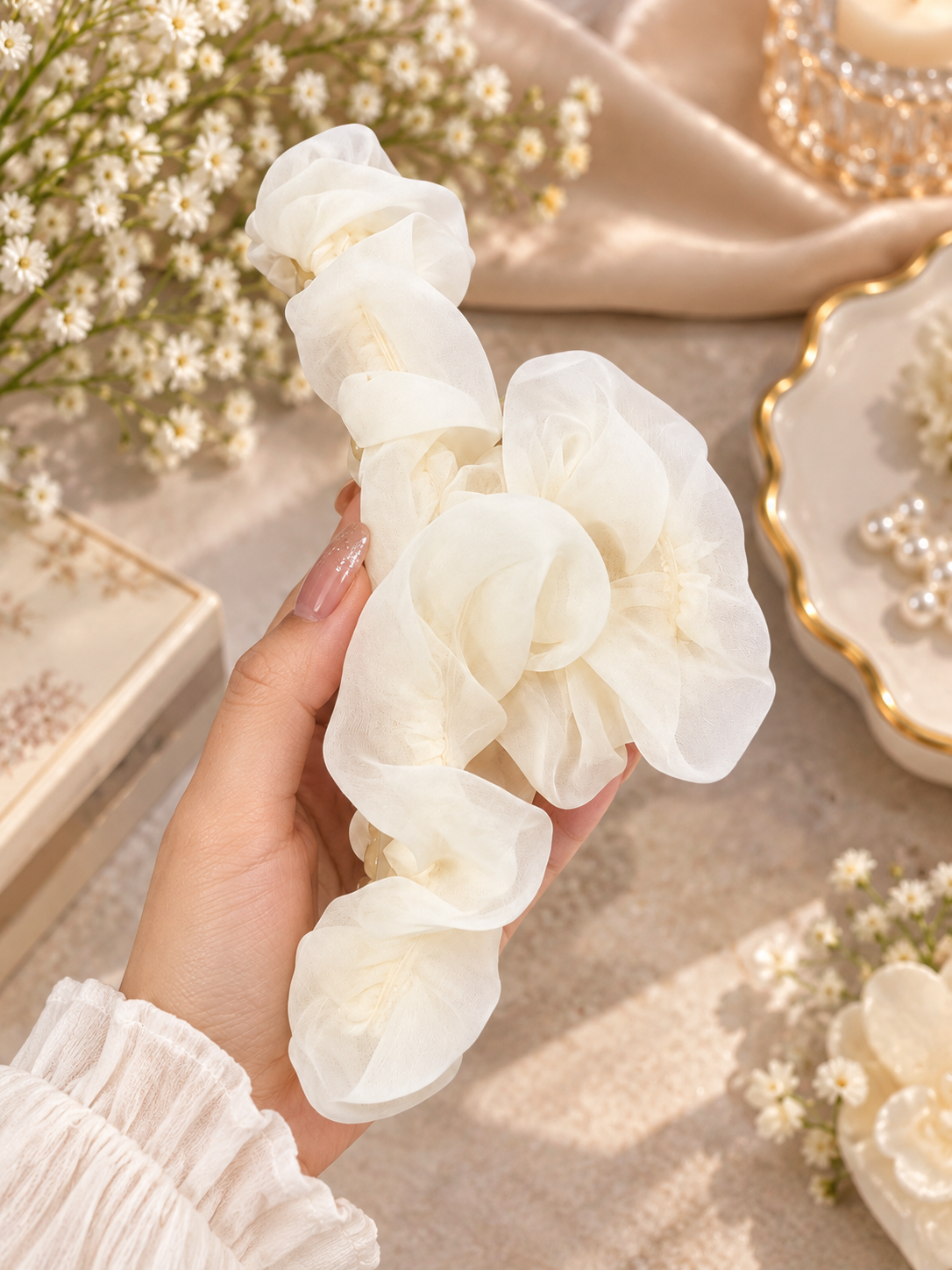 Ivory Ruffle Flower Hair Clutcher