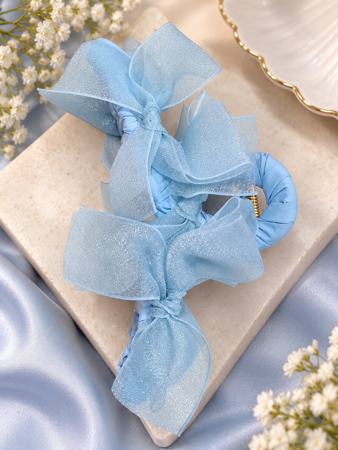 Blue Glitter Bow Hair Clutcher