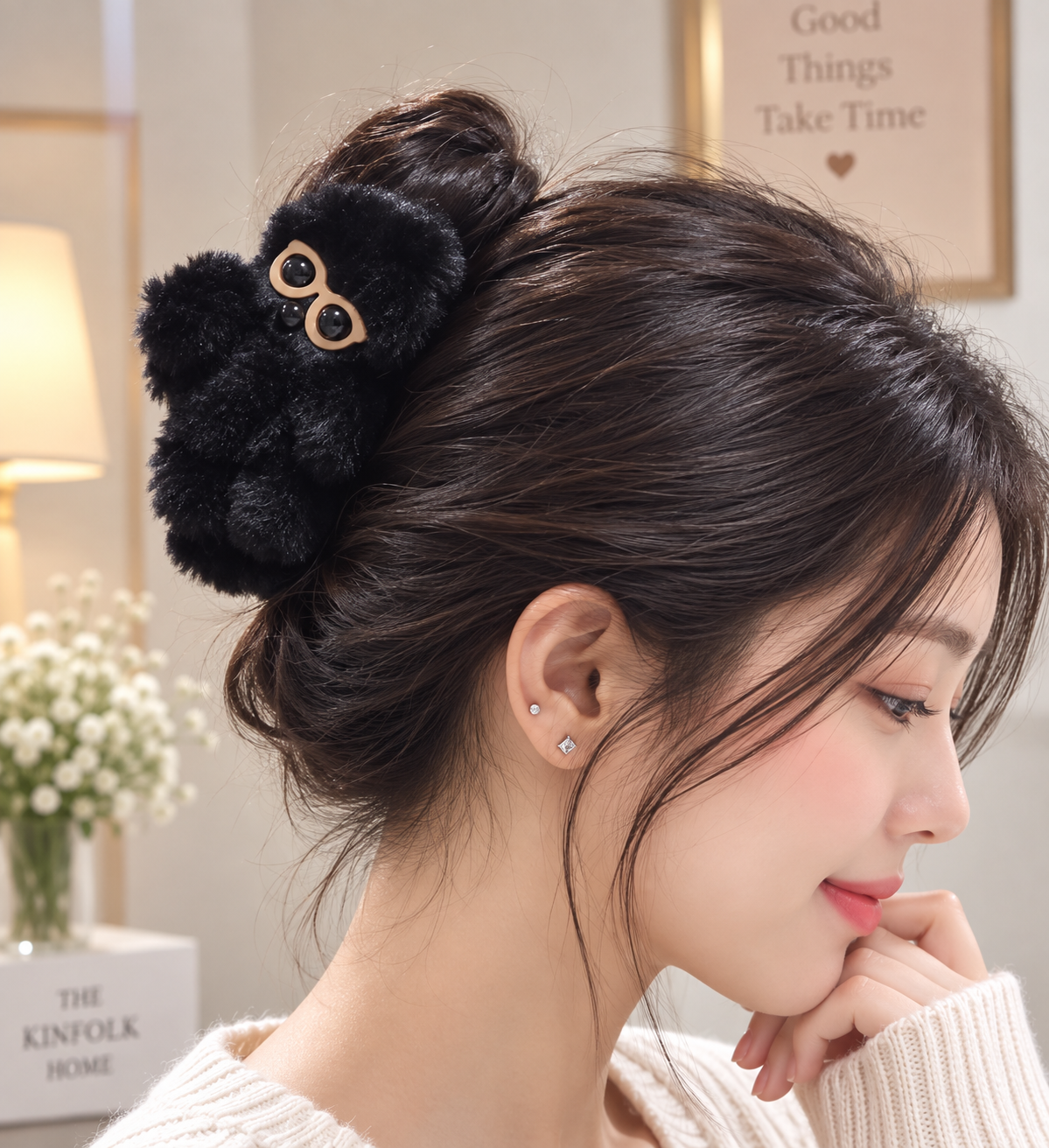 Black Furry Owl Hair Clutcher