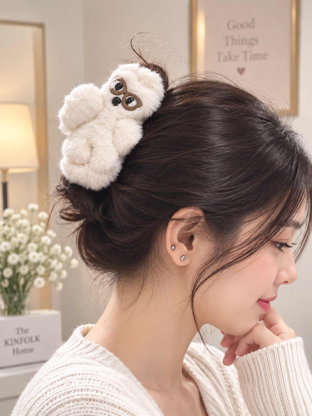 Ivory Furry Owl Hair Clutcher